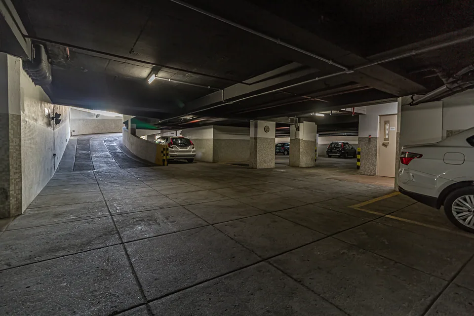 Garagem 2 no Mirante da Gávea